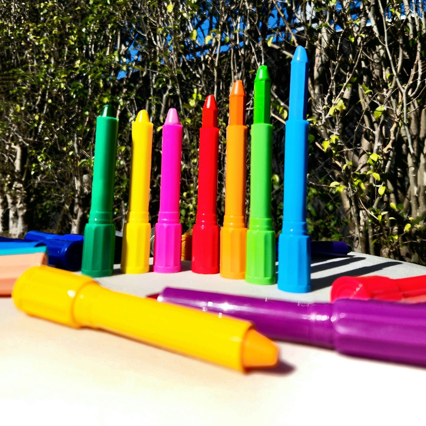 AMOS Korea COLORIX 3 in 1 Silky Crayons, Twistable, Washable, Smooth, Safe and Non-toxic, 24 colors in Plastic case OleocaToys