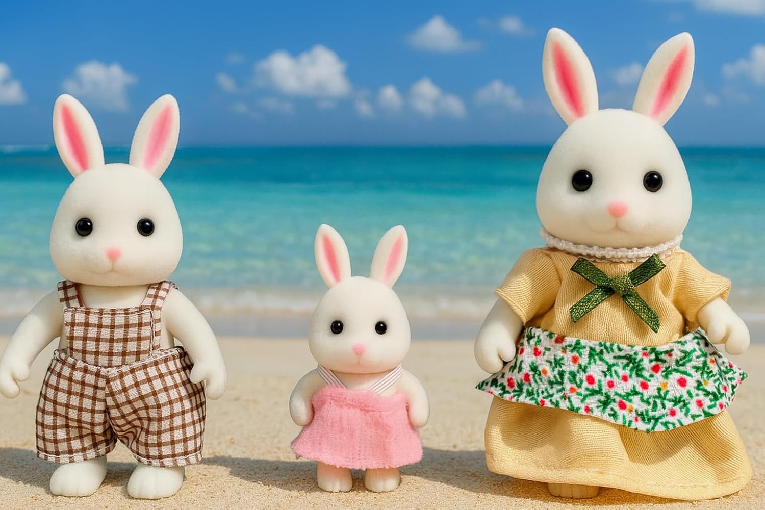 Family White Rabbit Figures — Set of 3 Collectible Flocked Mini Dolls with Removable Clothes, Miniature Dollhouse Pretend Play Figures for Kids Ages 3+ OleocaToys